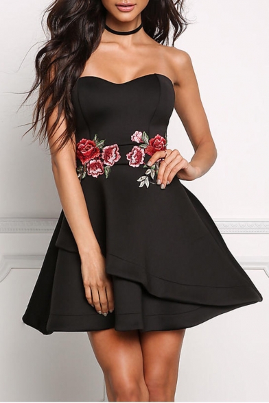 Chic Floral Embroidered Sleeveless Bandeau Mini A-Line Evening Dress