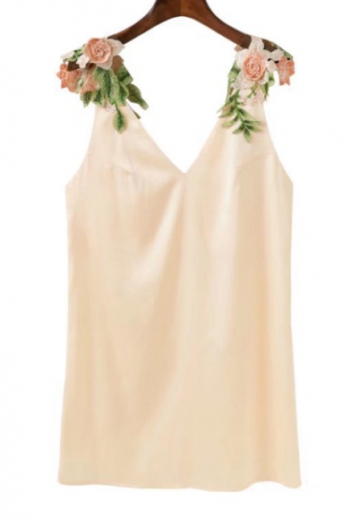 Chic Floral Applique Straps Plunge Neck Sleeveless Mini Shift Dress