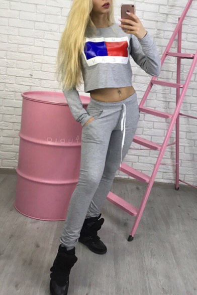Hot Fashion Letter Printed Long Sleeve Round Neck Cropped Sweatshirt with Sports Pants