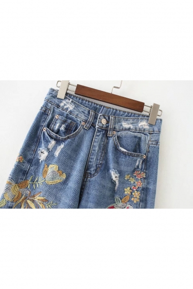 Women's Floral Embroidered Ripped Knee Zipper Fly Jeans