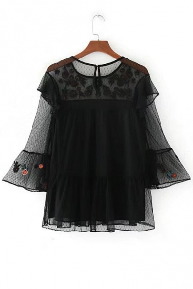 Chic Floral Embroidered Mesh Inserted Round Neck 3/4 Sleeve Sheer Blouse