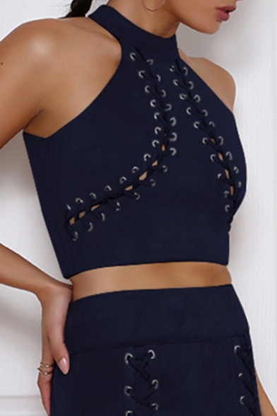 Stylish Halter Neck Grommets Embellished Slim-Fit Zip-Back Cropped Cami with Attached Lacing