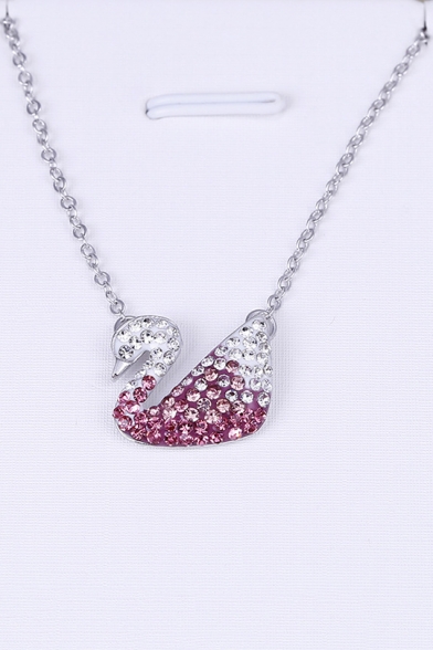 Elegant Gleamy Swan-Shaped Beaded Necklace
