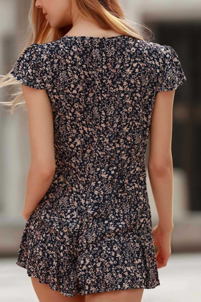 Fashionable Floral Print V-Neck Short Sleeve Rompers with Pocket