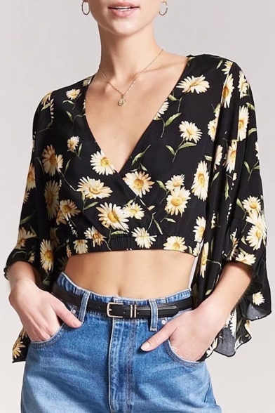 3/4 Length Sleeve Ruffle Detail V Neck Floral Printed Cropped Blouse