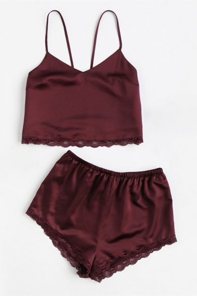 Simple Fashion Lace Panel Spaghetti Straps Cropped Cami with Plain Shorts