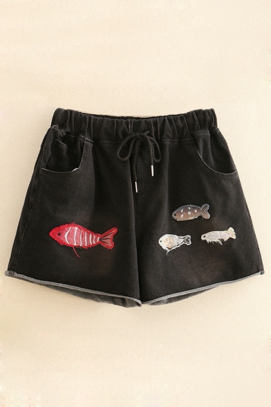Fish Embroidered Drawstring Waist Loose Leisure Shorts