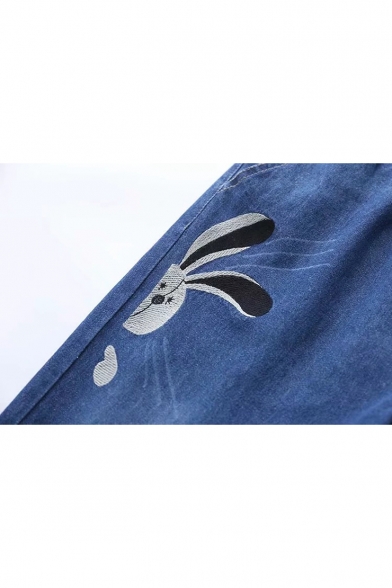 Leisure Rabbit Embroidered Elastic Waist Straight Jeans