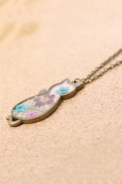 Dried Flower Cat Pattern Pendant Chain Necklace