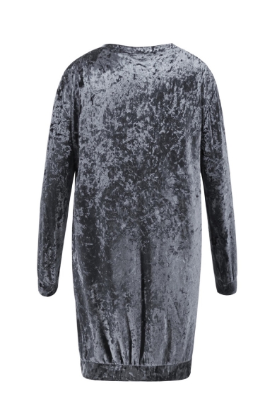 Winter's Chic V-Neck Long Sleeve Loose Fitted Mini Velvet Shift Dress