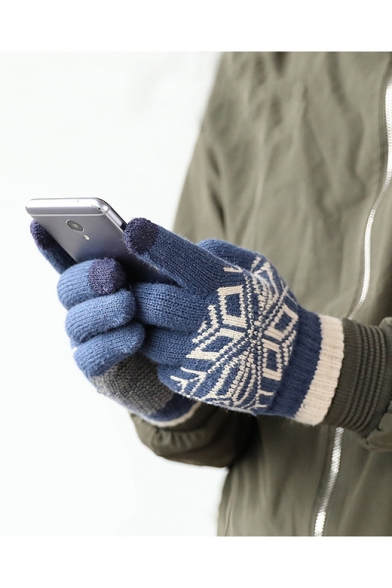 Winter Plush Warm Knit Snowflake Printed Touchscreen Full Fingered Driving Gloves