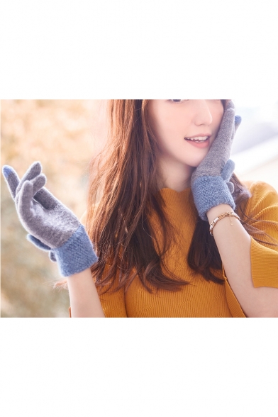 Cute Colorblock Pom Pom Embellished Warm Touchscreen Outdoor Gloves