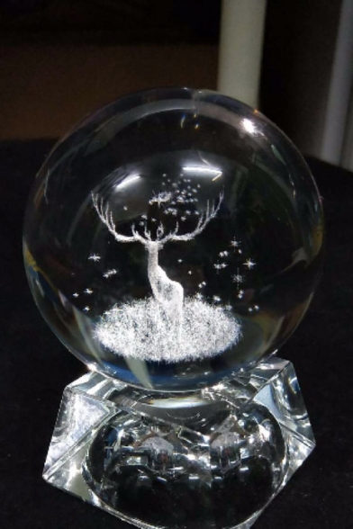 Elk Deer Inside Luminous Base Crystal Ball for Birthday Gift