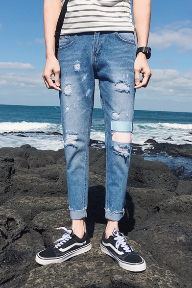 blue ripped jeans mens outfit