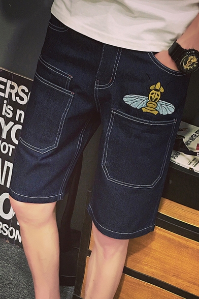 Fashionable Bee Embroidery Contrast Piping Mens Straight Fit Denim Shorts