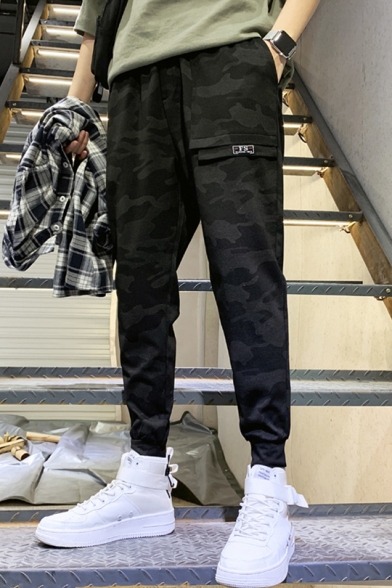 Guys Spring New Trendy Classic Camo Printed Loose Casual Tapered Black Cargo Pants