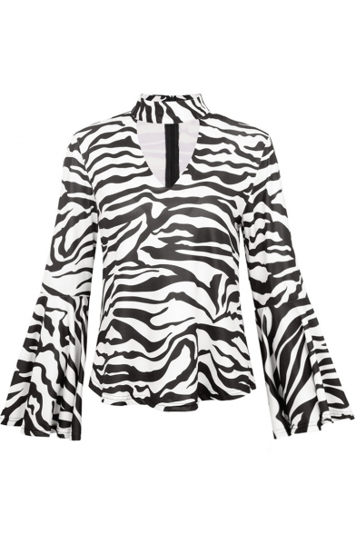 Fashion Black and White Zebra Printed Choker V-Neck Bell Long Sleeve T-Shirt for Women