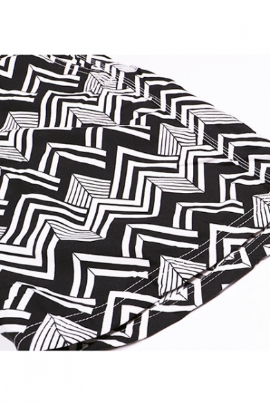 Fashion Wave Stripe Printed Men's Summer Drawstring Waist Black Swimming Trunks