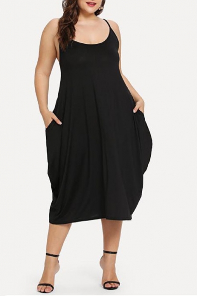 Women's Plus Size Solid Color Scoop Neck Midi Black Slip Dress with Pocket