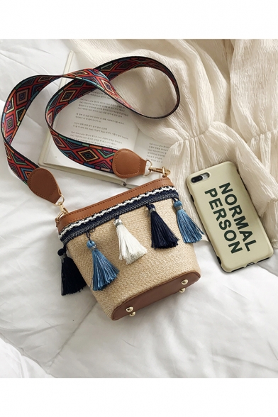 Trendy Colored Geometric Strap Tassel Embellishment Straw Crossbody Beach Bag 13*9*15 CM