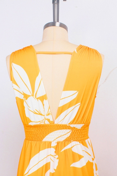 Hot Fashion Plunge Neck Sleeveless Floral Printed V-Back Maxi Swing Dress
