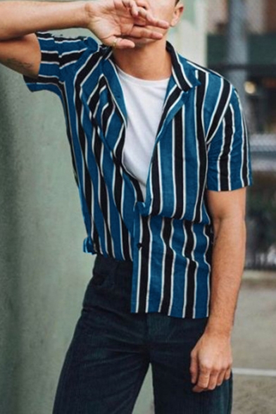 Guys Summer Cool Vertical Stripe Print Short Sleeve Casual Loose Button Shirt