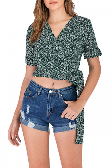 Holiday Vintage Green Floral Printed Surplice V-Neck Short Sleeve Tied Side Cropped Blouse Top