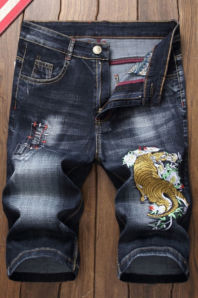 Cool Fashion Tiger Embroidery Pattern Ripped Detail Black Denim Shorts for Men