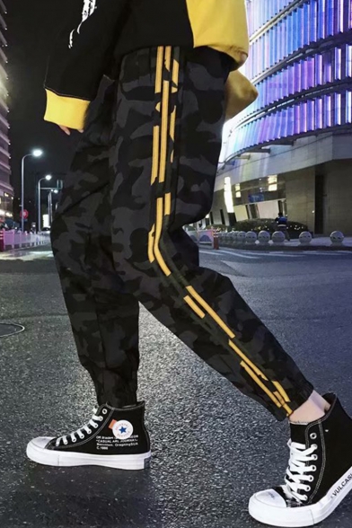 Men's Popular Fashion Camouflage Printed Contrast Stripe Side Black Casual Relaxed Track Pants