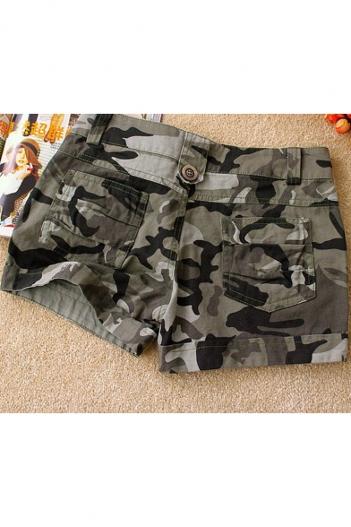 Womens Summer Cool Army Green Camo Printed Button Pocket Fitted Shorts