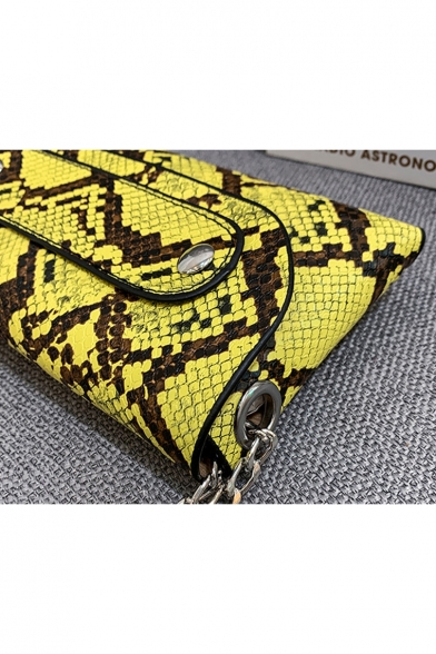 New Fashion Snakeskin Pattern Rivet Belt Embellishment Crossbody Waist Purse 18*11*2 CM