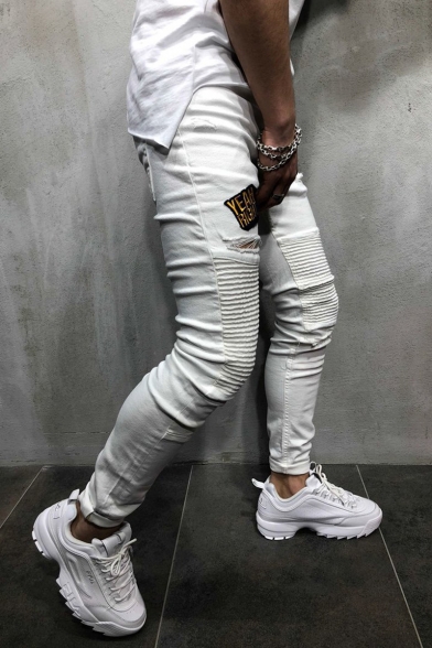 Men's Stylish Letter YEAH RIGHT Badge Patched Ripped Pleated Detail Skinny Fit White Jeans