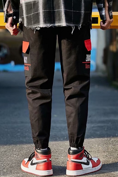 Men's New Stylish Letter Printed Flap Pocket Side Drawstring Waist Elastic Cuffs Black Casual Cargo Pants