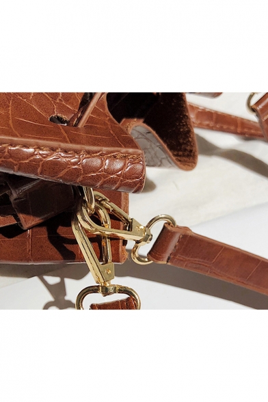 New Fashion Crocodile Pattern Solid Color Belt Buckle Tassel Embellishment Drawstring Bucket Handbag 22*22*14 CM