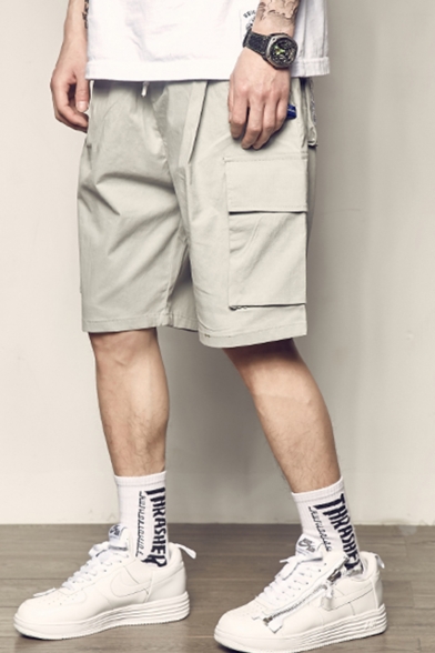 Summer New Fashion Solid Color Drawstring Waist Casual Loose Cargo Shorts with Side Flap Pocket for Men