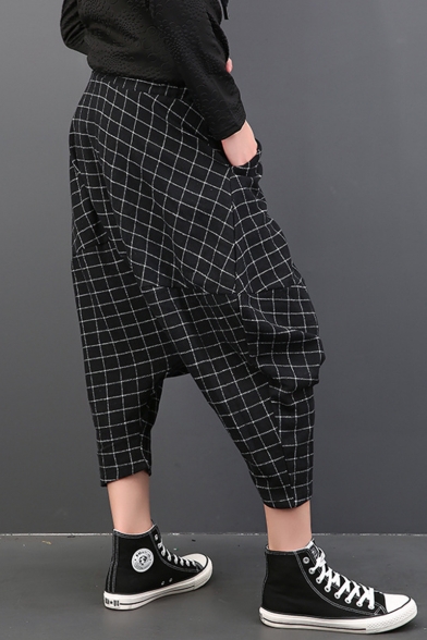 Men's Trendy Plaid Pattern Drawstring Waist Black Cotton Cropped Drop-Crotch Harem Pants