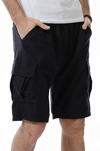 Men's Trendy Simple Plain Pleated Detail Flap Pocket Side Drawstring Waist Relaxed Sweat Shorts