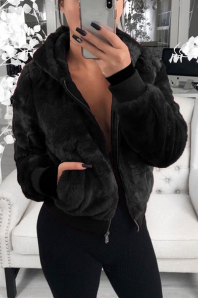 Winter Fashion Long Sleeve Rabbit Fur Zipper Short Hooded Coat with Pocket