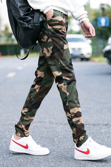 Popular Fashion Camouflage Printed Relaxed Fit Elastic Cuffs Guys Casual Cotton Sweatpants