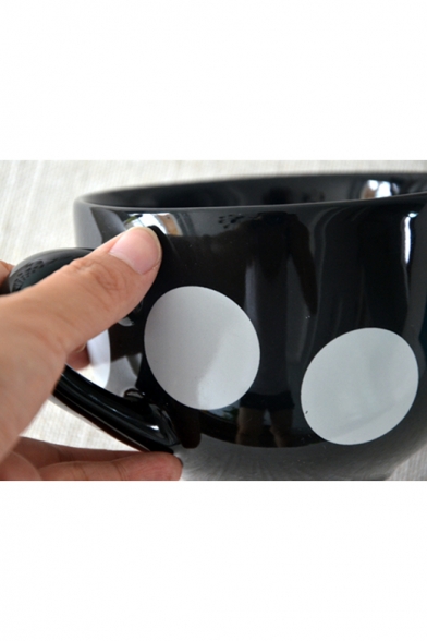 Letter CENTRAL PERK FRIENDS Printed Black Ceramic Mug of Large Capacity 7.5*9.5cm