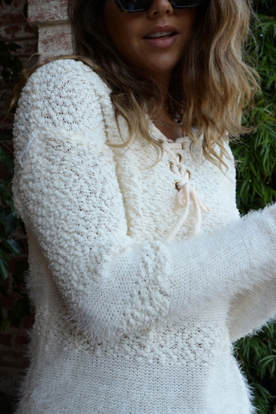 Exclusive Plain White Lace Up Front Eyelash Knit Patch Casual Popcorn Sweater for Women