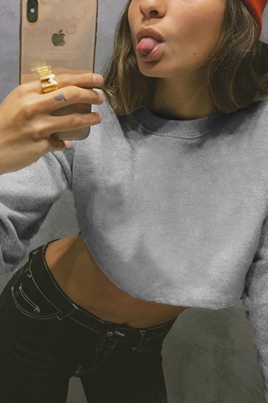Ladies Simple Plain Round Neck Long Sleeve Loose Fit Cropped Sweatshirt