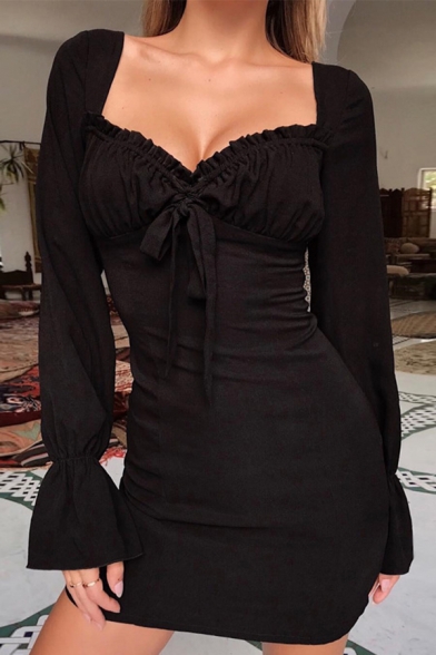 Women's Black Elegant Tied Front Sweetheart Neck Bell Long Sleeve Mini Bodycon Dress