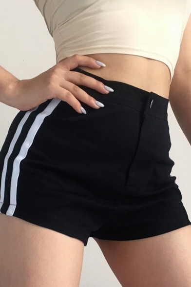 Women's Basic Sexy Mid Rise Contrasted Piped Skinny Leggings Shorts in Black