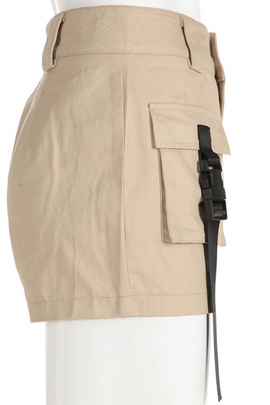 Casual Plain Mid Rise Belted Buckle Detailed Flap Pockets Slim Fit Straight Cargo Shorts for Women
