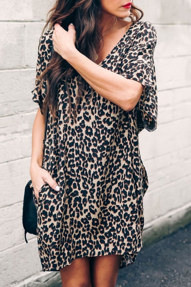 Casual Street Women's Short Sleeve V-Neck Leopard Print Mini Oversize Dress in Black