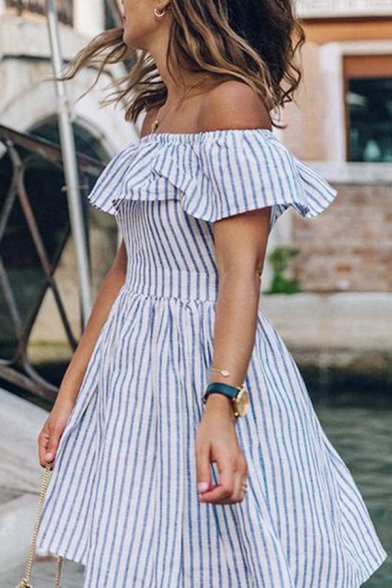 Adorable Girls' Short Sleeve Off The Shoulder Strip Print Hollow Back Short Pleated A-Line Dress in White
