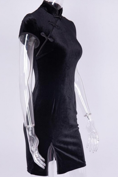 Elegant Oblique Frog Button Split-Side Slim Fit Mini Velvet Cheongsam Dress for Evening Party