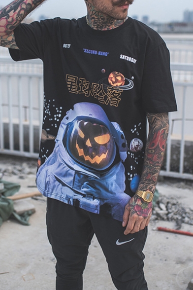 Halloween Pumpkin Astronaut Chinese Letter Print Short Sleeves Loose Black T-Shirt