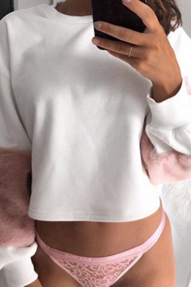 Fashionable Women's Long Sleeve Crew Neck Fuzzy Panel Relaxed Fit Crop Pullover Sweatshirt in White
